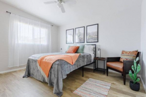 Pool, Old Town, King Bed, 2B/1B